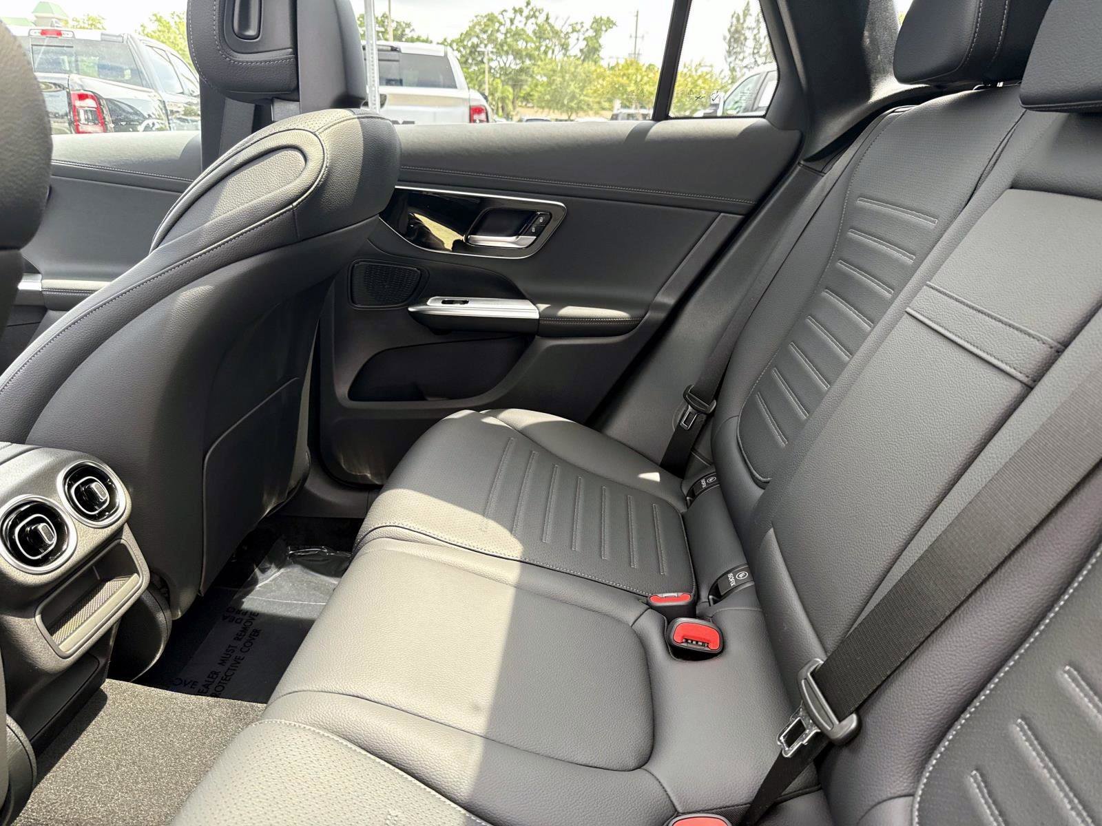 New 2026 Mercedes-Benz GLC 350e 4MATIC image 14