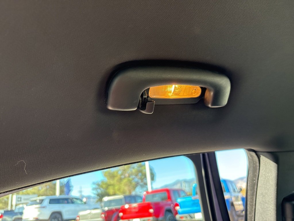 Used 2023 Dodge Charger GT w/ Blacktop Package image 39