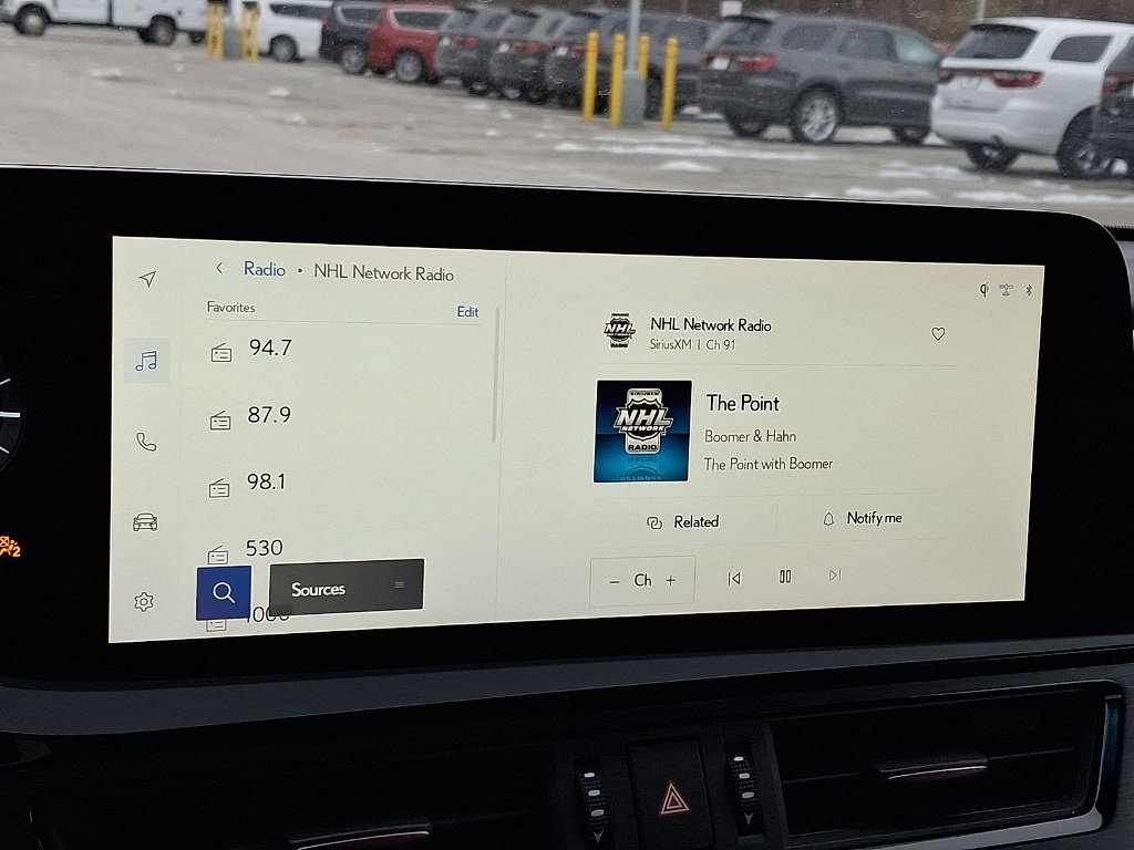 Used 2023 Lexus ES 300h F Sport image 14