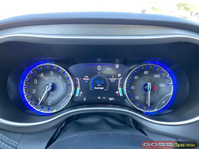 New 2027 Chrysler Pacifica Limited AWD/4WD image 22