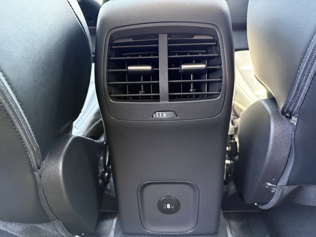Used 2024 Ford Escape Platinum image 57