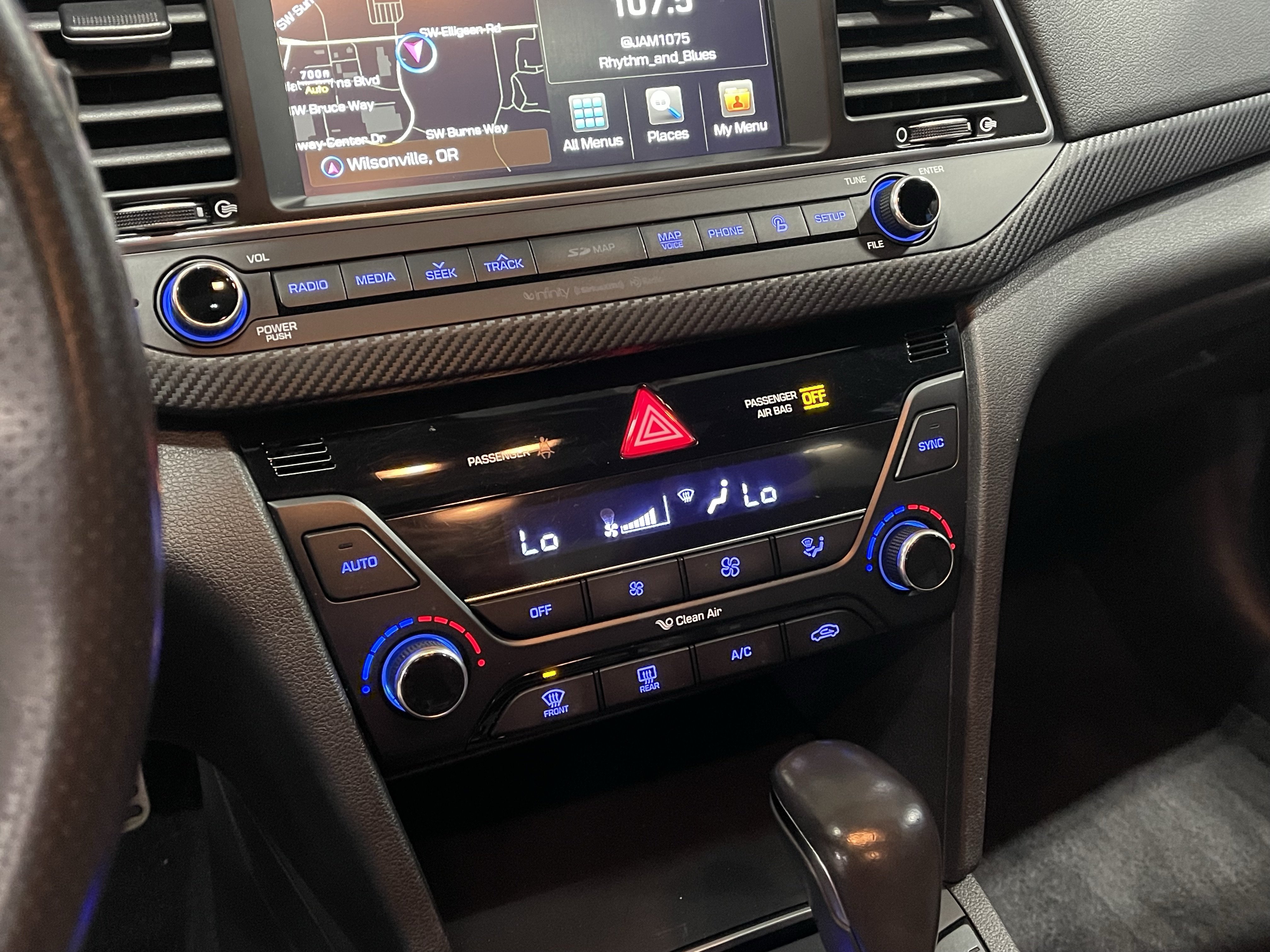 Used 2018 Hyundai Elantra Sport w/ Sport Premium Package 03 FWD image 25