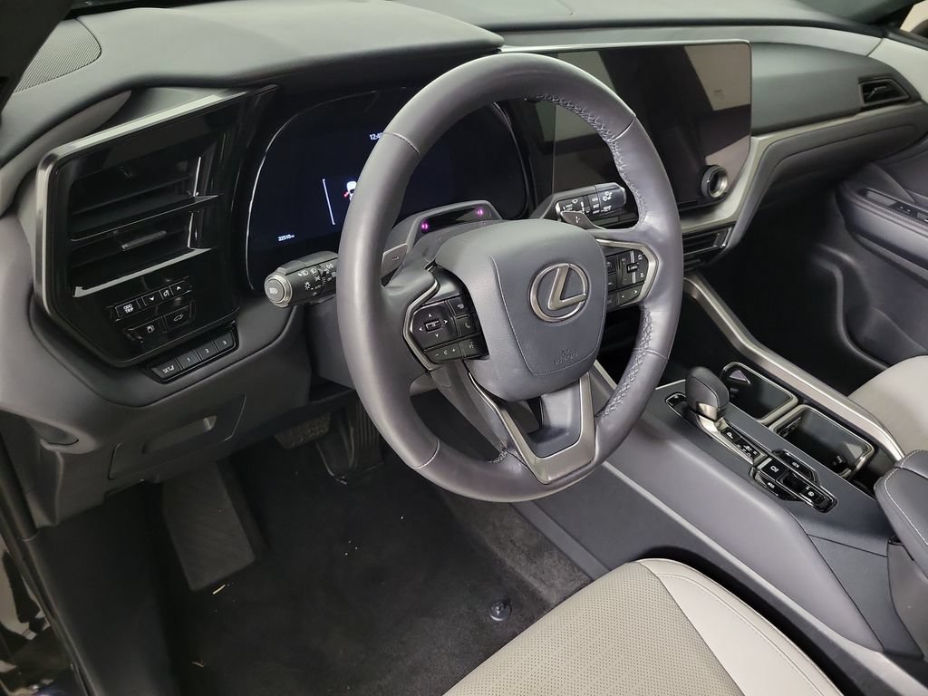 Used 2024 Lexus TX 350 FWD w/ Captains Chair Package image 18