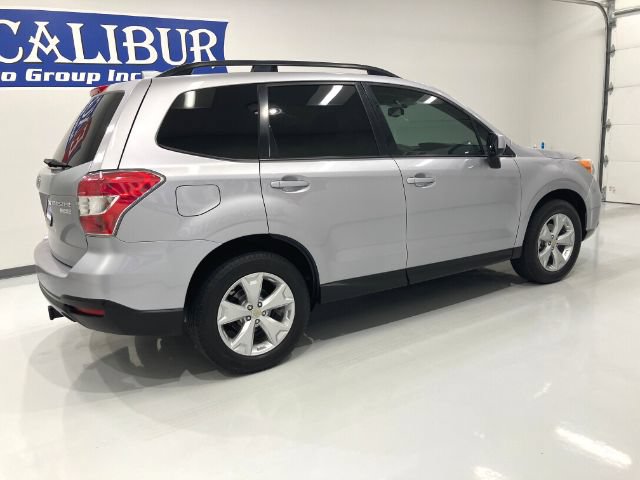 Used 2016 Subaru Forester 2.5i Premium AWD/4WD image 5