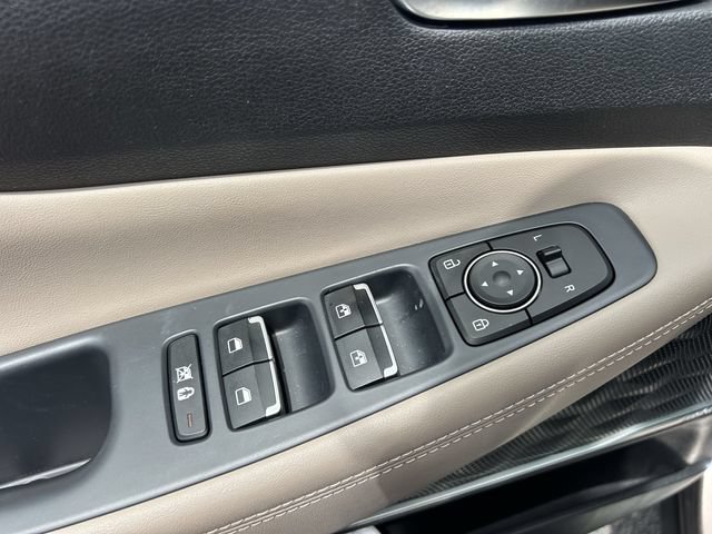 Used 2020 Hyundai Santa Fe Limited FWD image 28