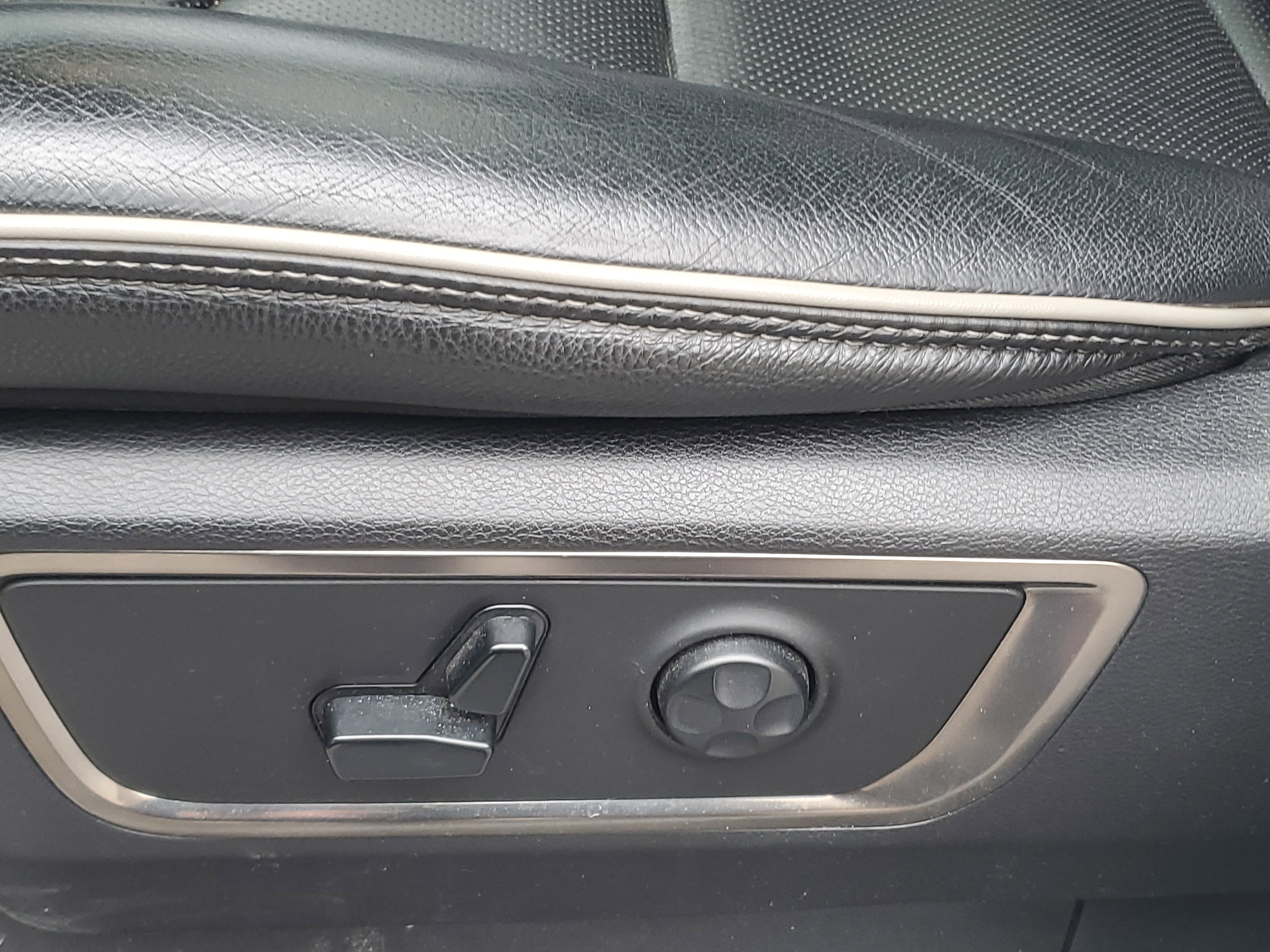 Used 2019 RAM 1500 Limited image 23