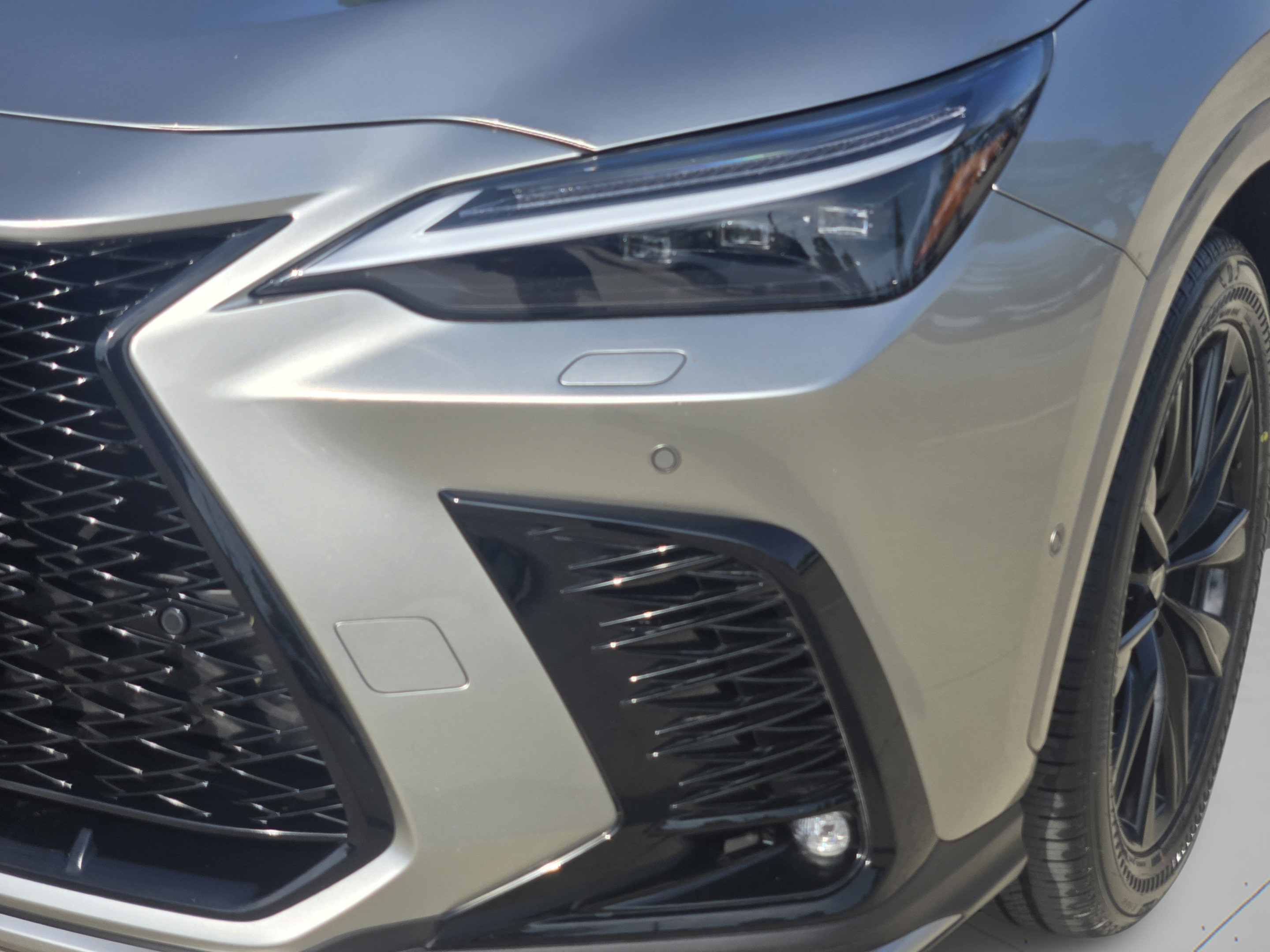 Certified 2026 Lexus NX 450h+ F Sport w/ Accessory Package (Z2) AWD/4WD image 29