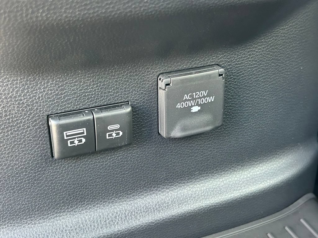 Certified 2024 Toyota Tundra Platinum AWD/4WD image 23