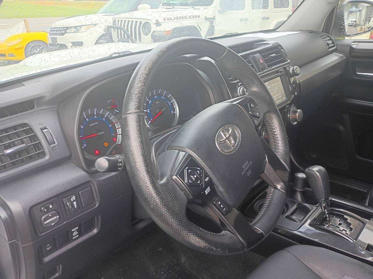 Used 2015 Toyota 4Runner Trail Premium AWD/4WD image 12