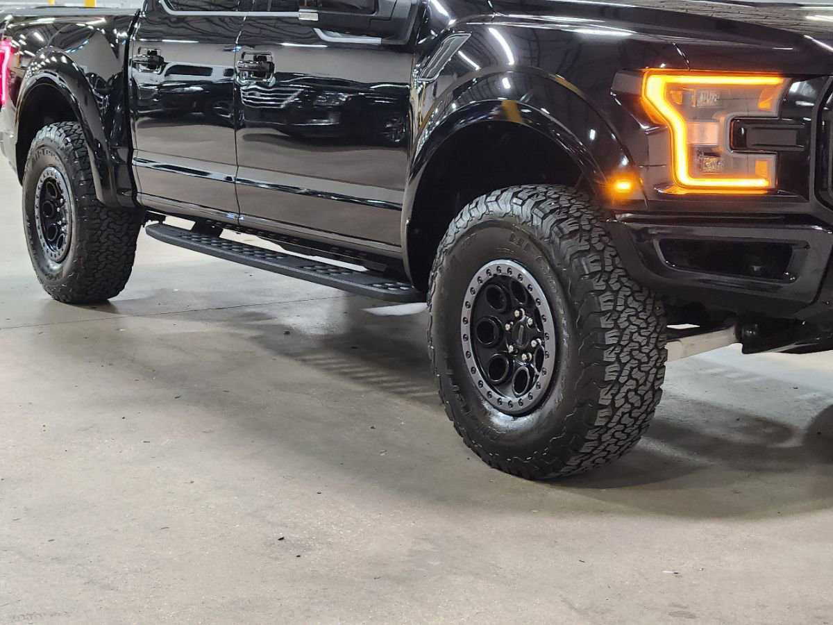 Used 2020 Ford F150 Raptor w/ Equipment Group 802A Luxury image 16