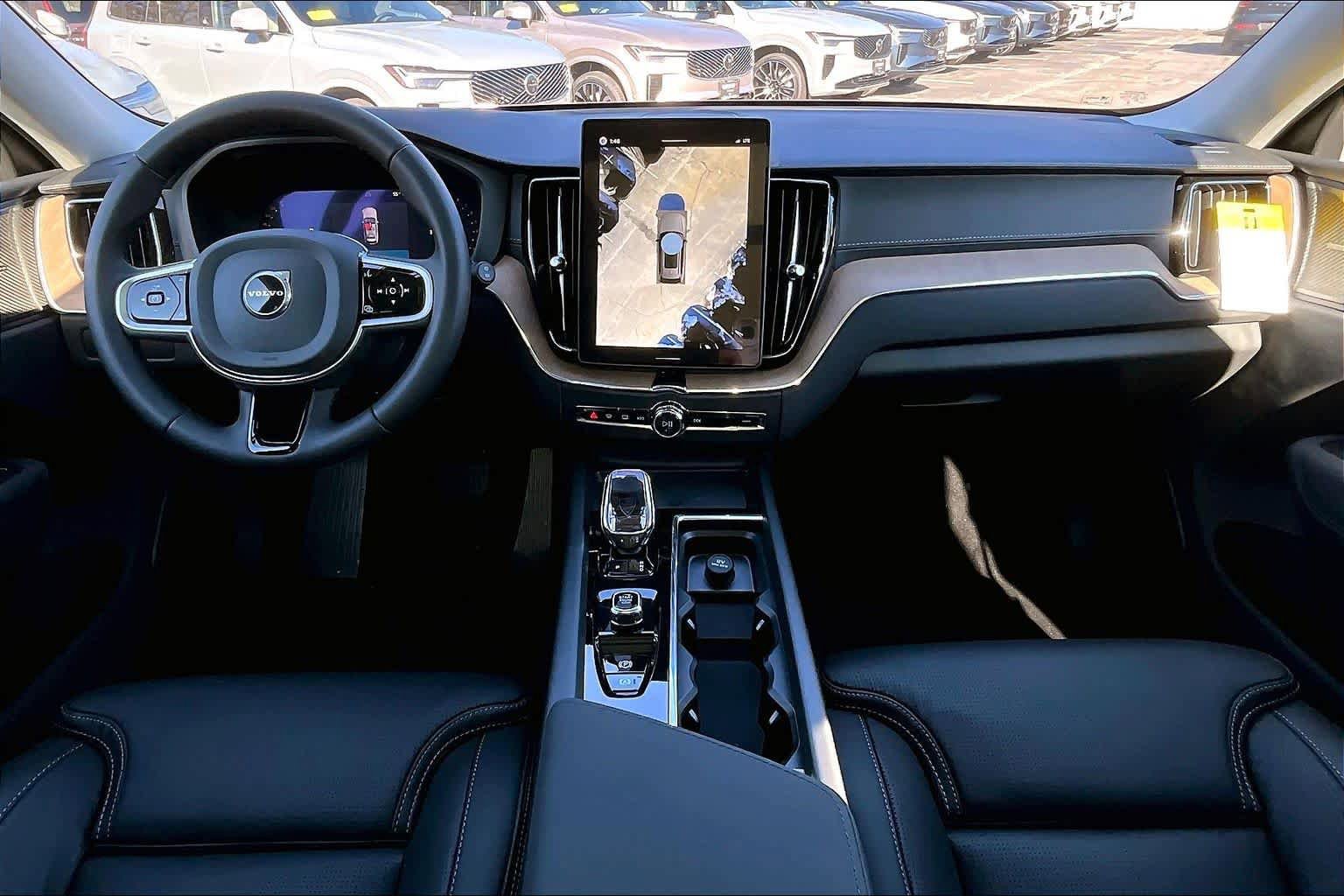 New 2026 Volvo XC60 B5 Ultra w/ Protection Package Premier image 7