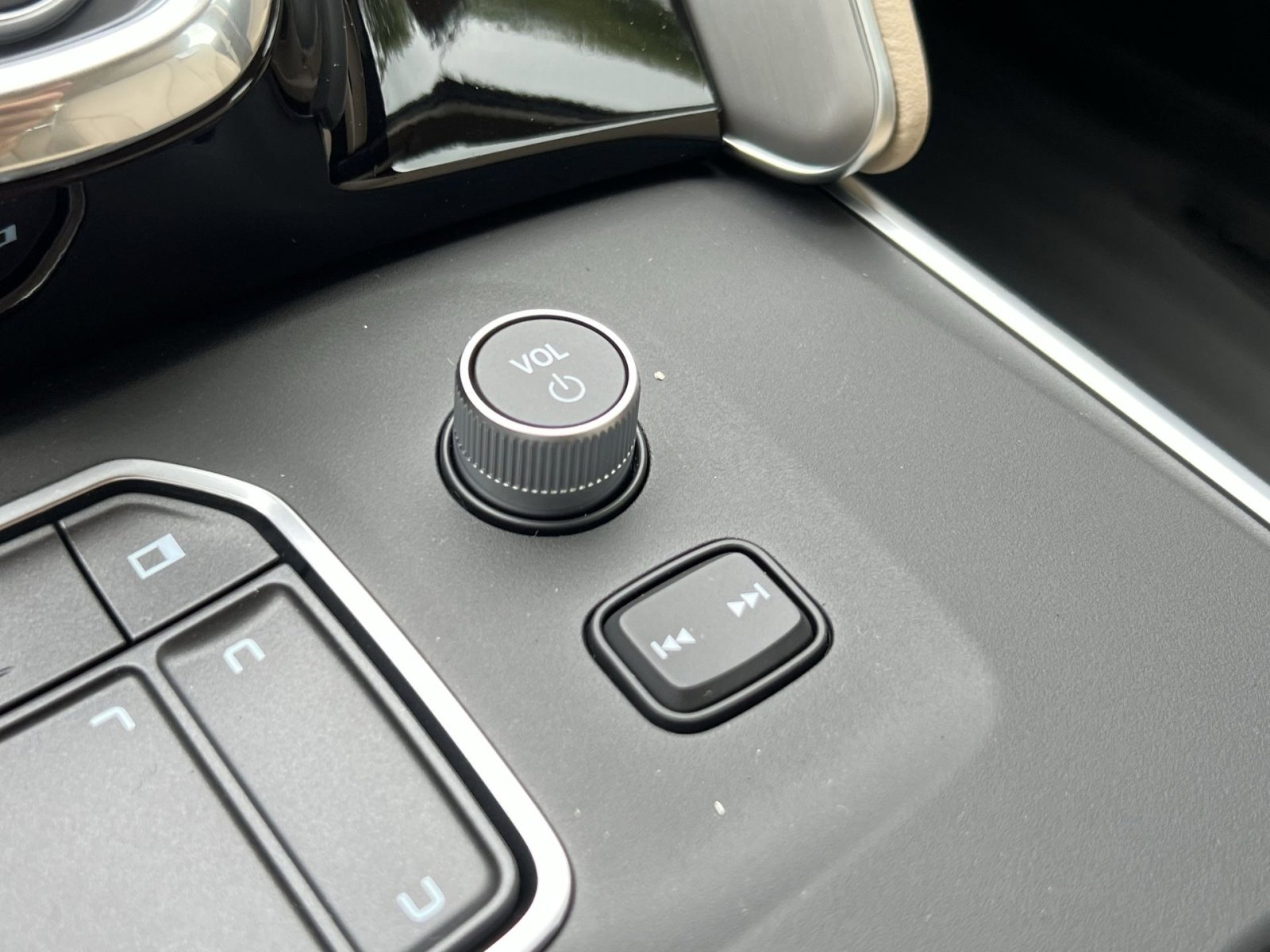 New 2025 Acura TLX w/ Technology Package image 15