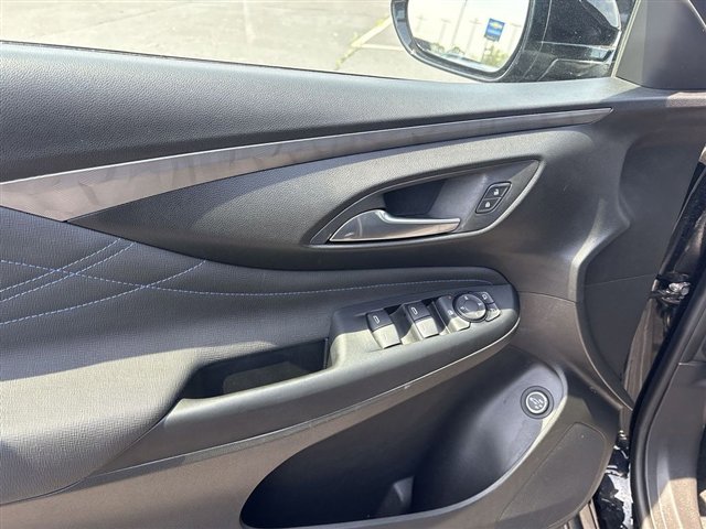 Used 2024 Buick Envista Sport Touring w/ Convenience I Package FWD image 22