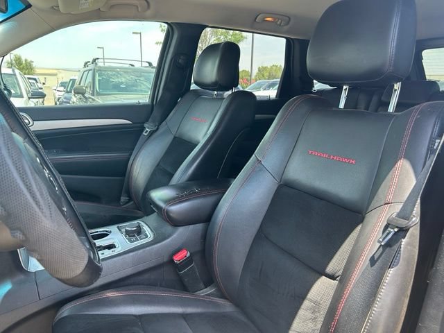 Used 2013 Jeep Grand Cherokee Trailhawk AWD/4WD image 6