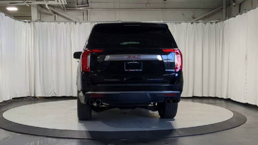Used 2024 GMC Yukon Denali image 7