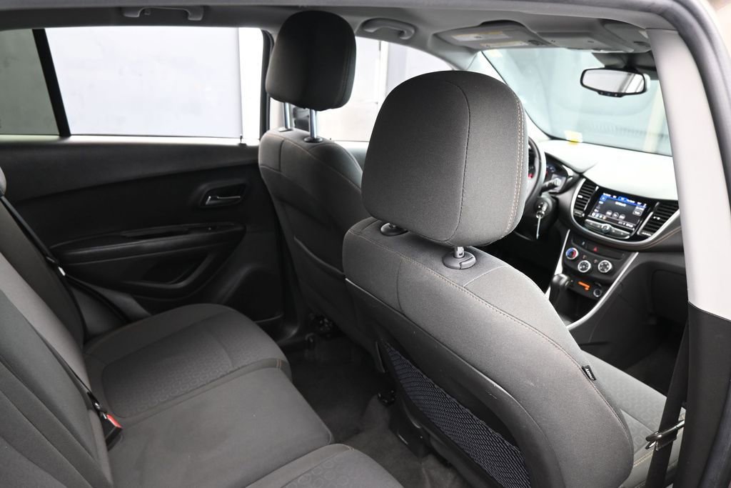 Used 2021 Chevrolet Trax LS w/ Tint and Cruise Package FWD image 40