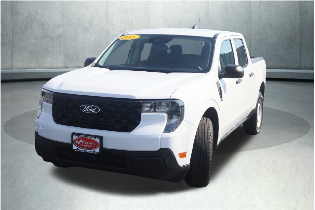 Used 2025 Ford Maverick XL w/ Equipment Group 101A AWD/4WD image 8