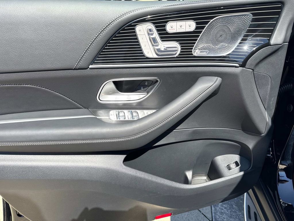 New 2025 Mercedes-Benz GLE 53 AMG 4MATIC image 16