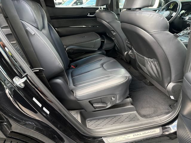 Used 2023 Hyundai Palisade Calligraphy w/ Cargo Package FWD image 15