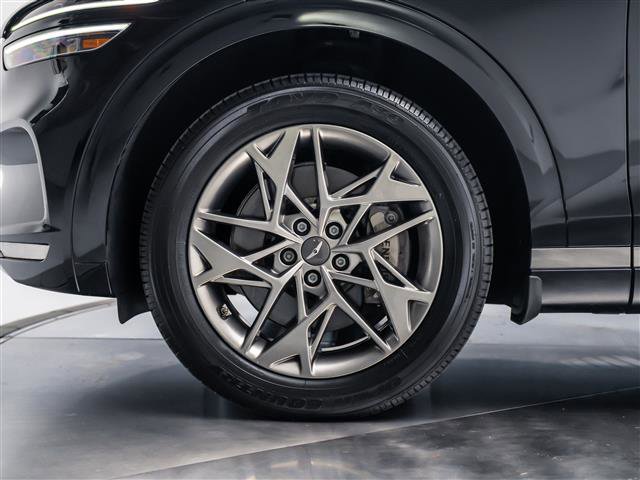 Used 2023 Genesis GV70 2.5T w/ Select Package image 13