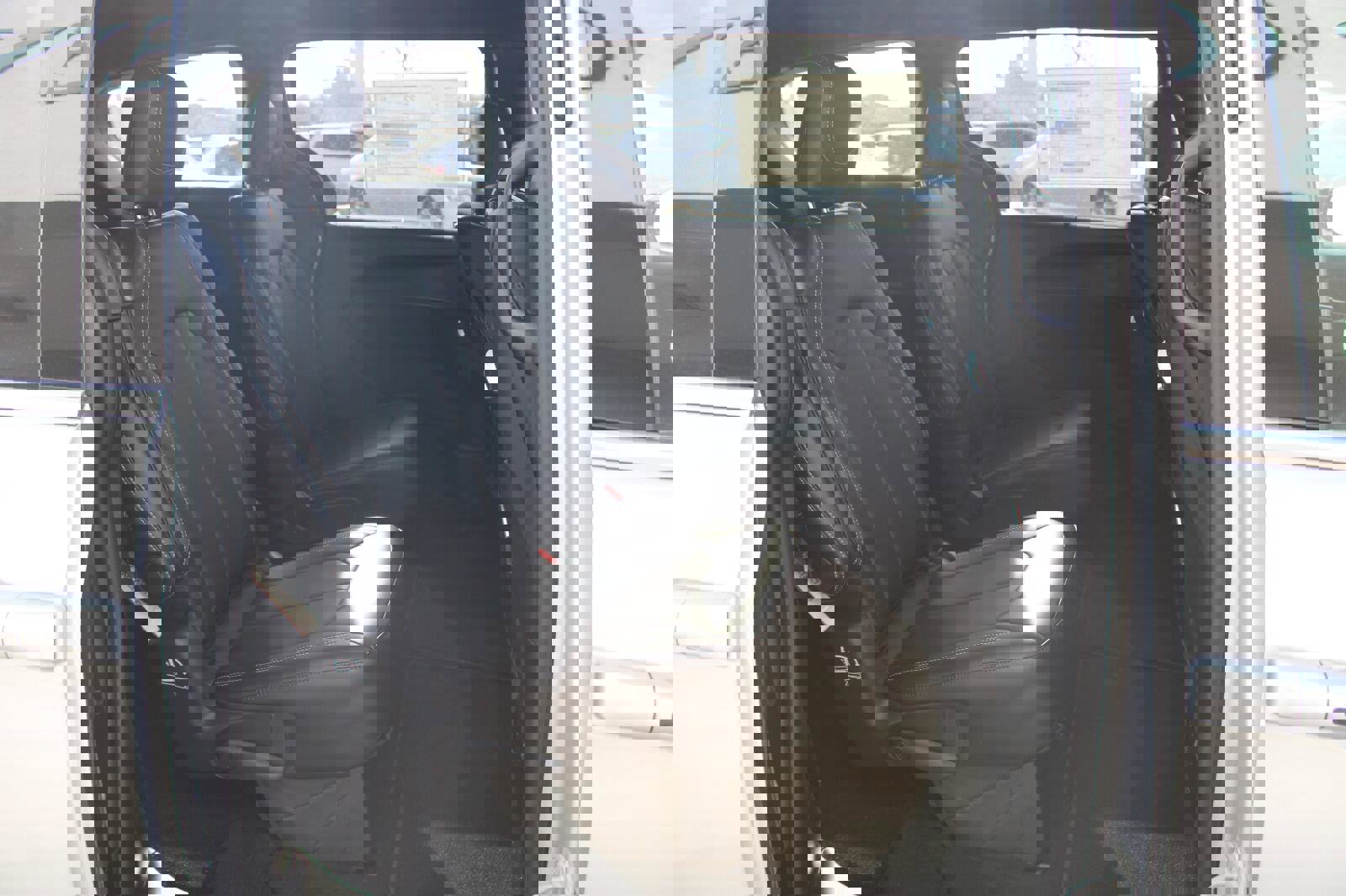 New 2026 Chrysler Pacifica Select image 25