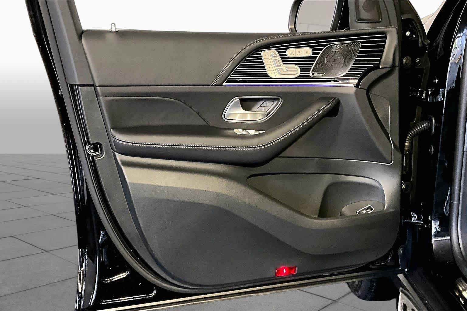New 2026 Mercedes-Benz GLS 450 4MATIC image 11