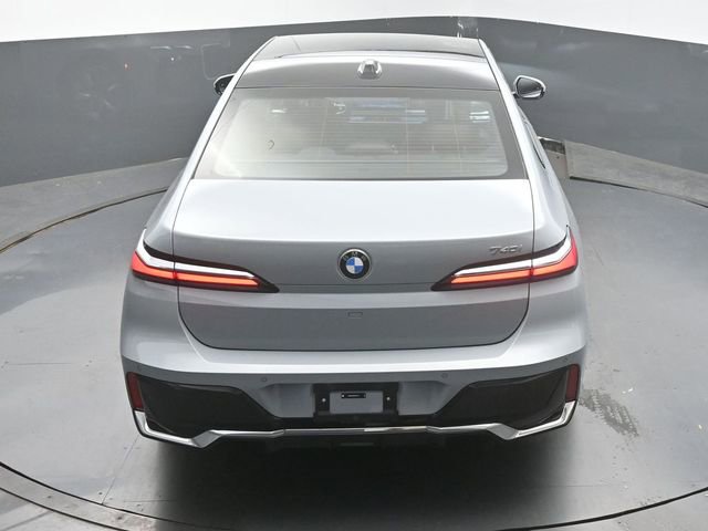 Used 2025 BMW 740i image 47
