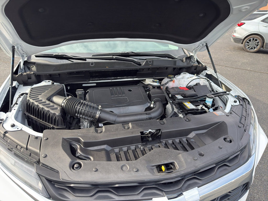 Used 2025 Chevrolet Blazer LT image 6