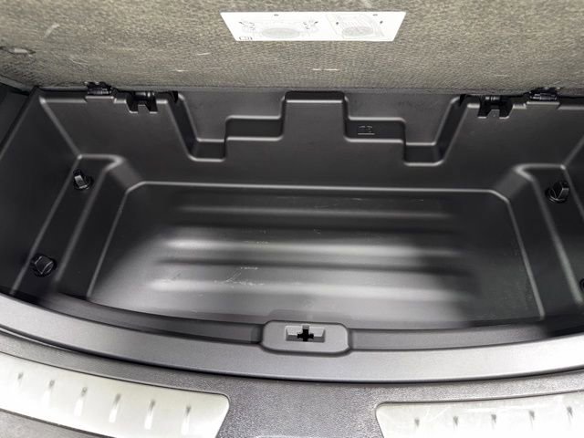 Used 2023 Buick Enclave Avenir w/ Avenir Technology Package image 41