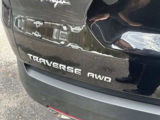 Used 2022 Chevrolet Traverse LT image 19