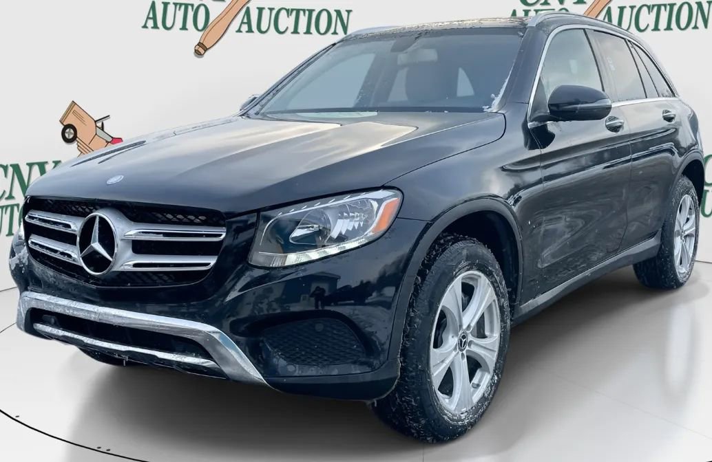 Used 2017 Mercedes-Benz GLC 300 4MATIC image 9
