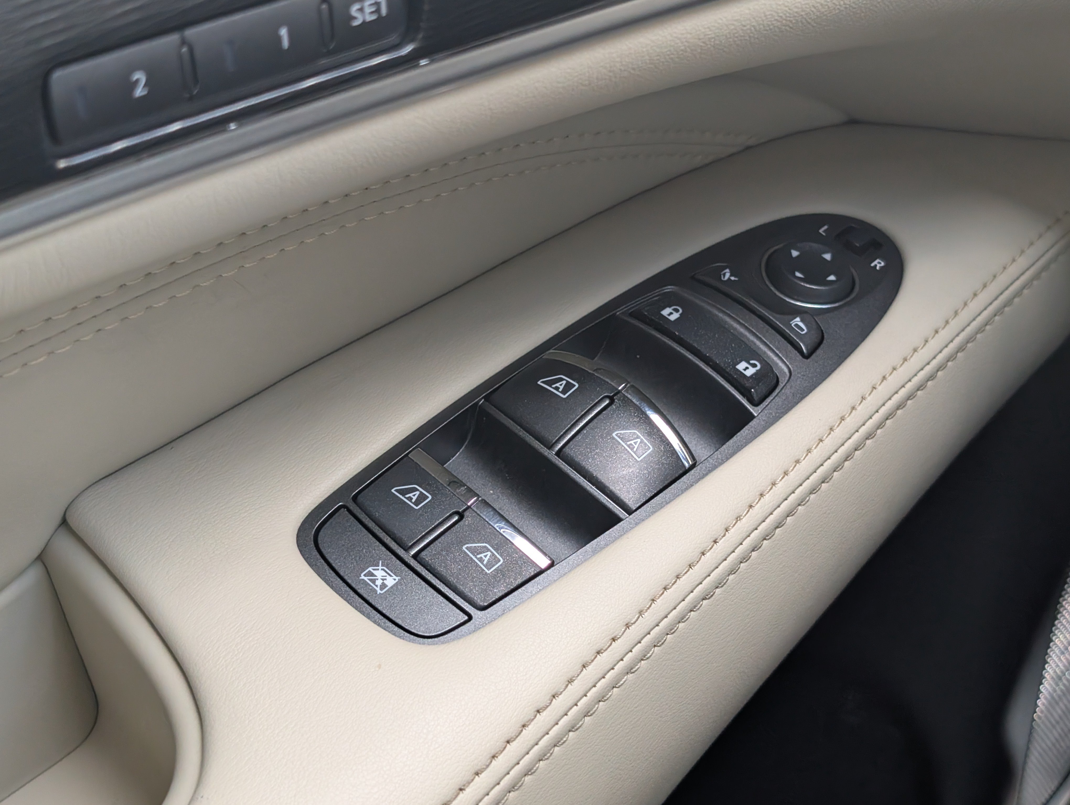 Used 2020 INFINITI QX60 Luxe w/ Essential Package AWD/4WD image 23