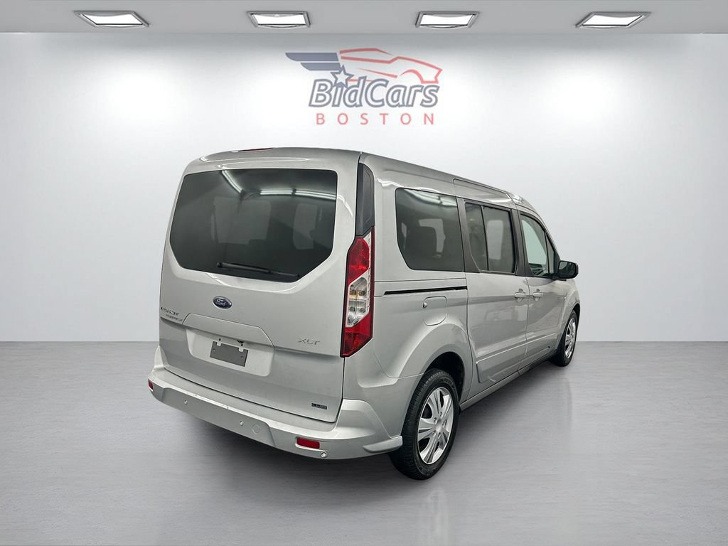Used 2022 Ford Transit Connect XLT FWD image 4