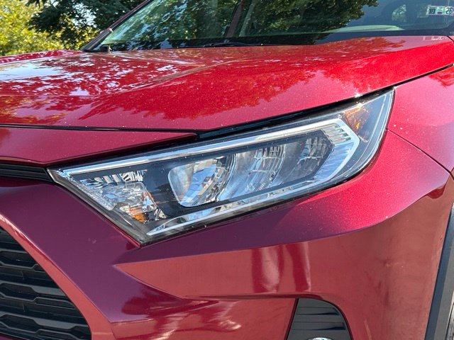 Used 2019 Toyota RAV4 XLE w/ All Weather Liner Package AWD/4WD image 9