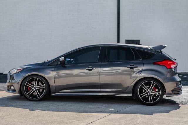 Used 2015 Ford Focus ST image 56