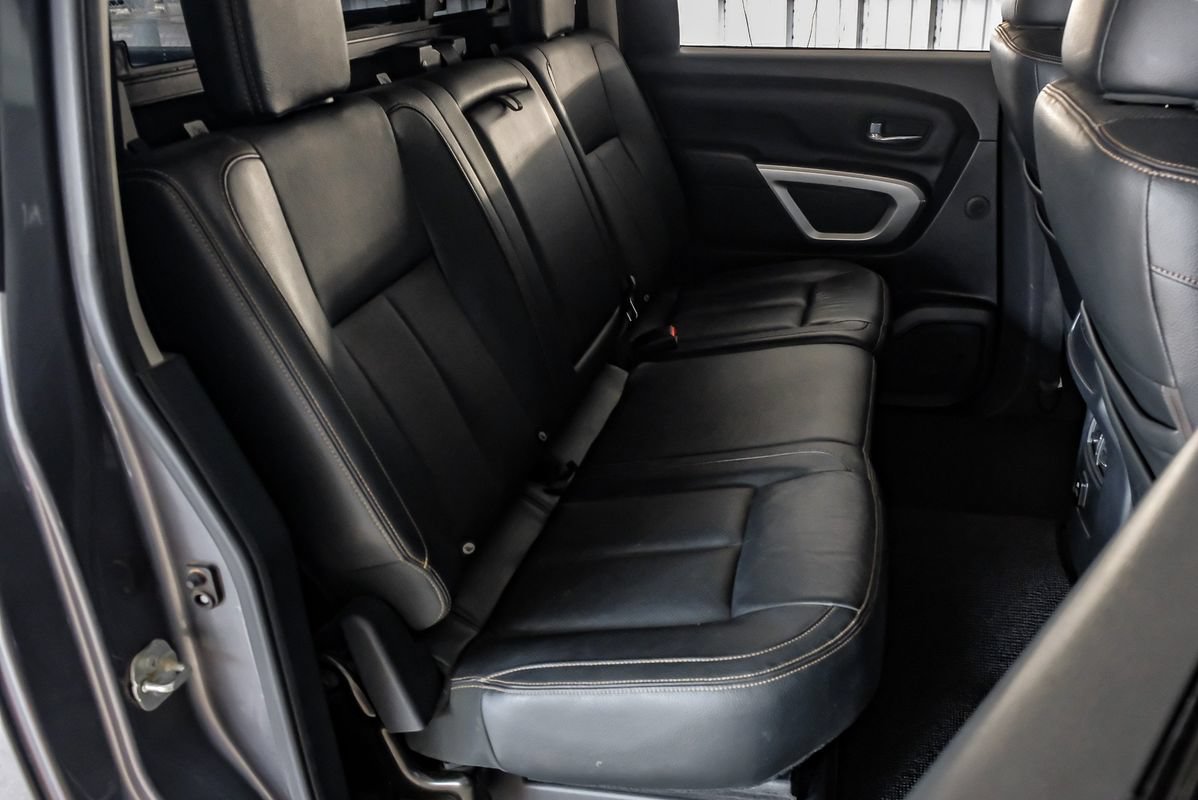 Used 2017 Nissan Titan SL AWD/4WD image 33