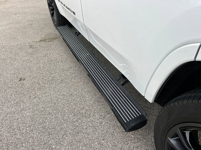 Used 2024 Jeep Grand Wagoneer Series III w/ Rear Seat Video Group 1 image 59