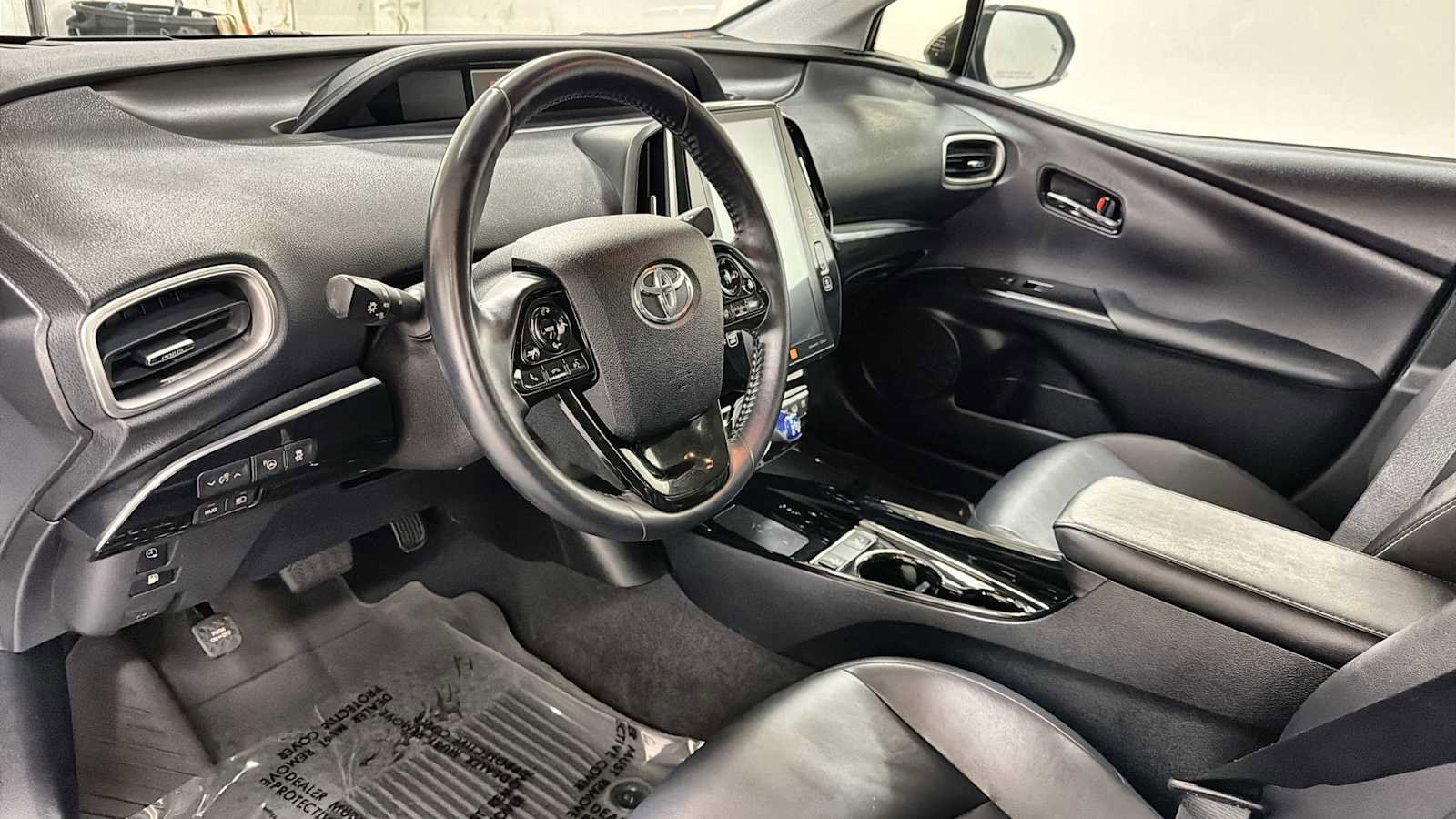 Certified 2022 Toyota Prius Prime Limited image 12