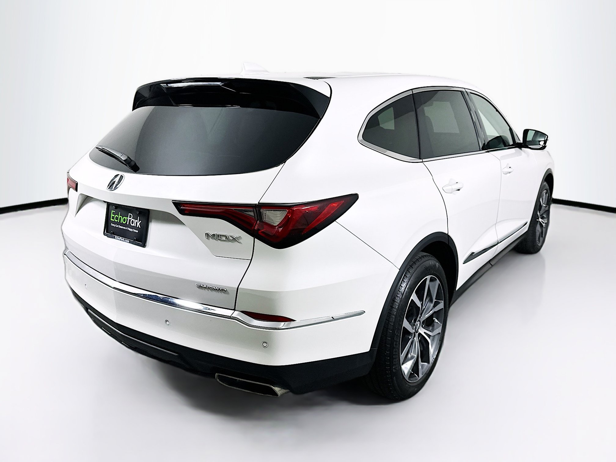 Used 2023 Acura MDX SH-AWD w/ Technology Package image 9