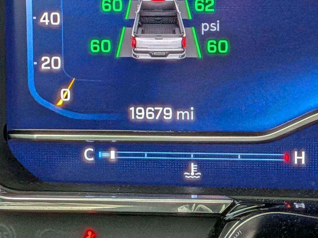 Used 2025 Chevrolet Silverado 2500 LTZ w/ Z71 Chrome Sport Edition image 29