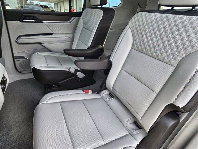 Used 2024 GMC Acadia Denali w/ Super Cruise Package image 21