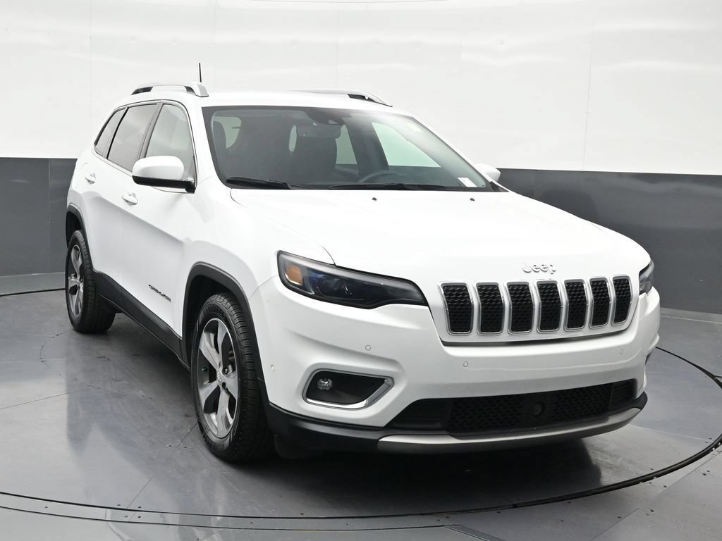 Used 2019 Jeep Cherokee Limited w/ Luxury Group FWD image 8