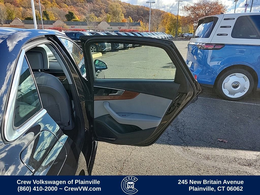 Used 2022 Audi A4 2.0T Premium Plus w/ Premium Plus Package image 39