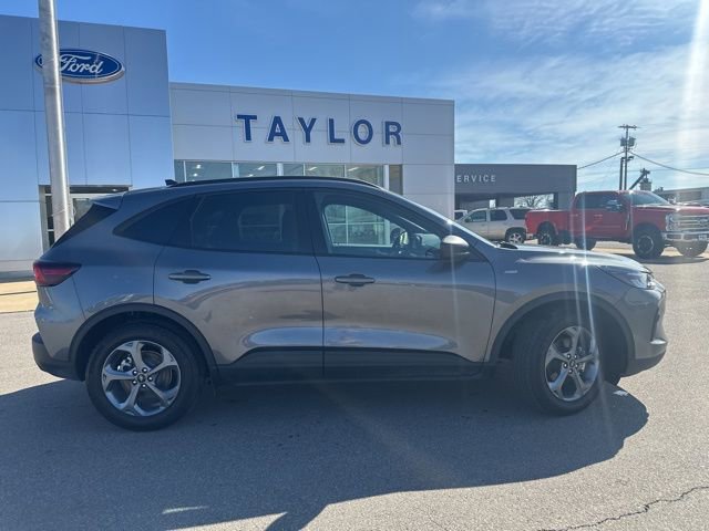 Used 2025 Ford Escape ST-Line w/ Tech Pack #1 image 17