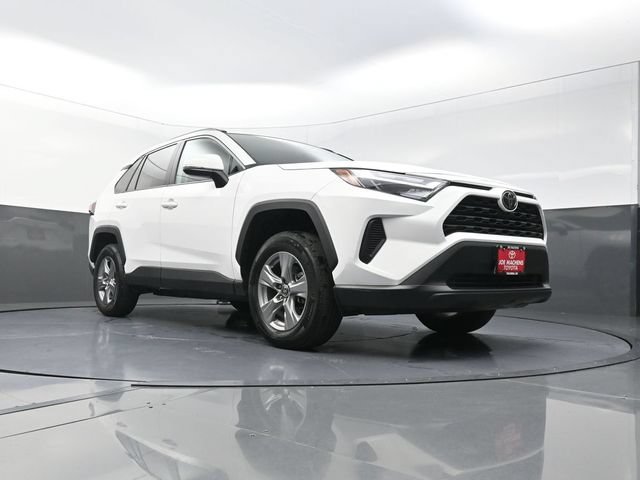 Used 2024 Toyota RAV4 XLE w/ Convenience Package AWD/4WD image 30