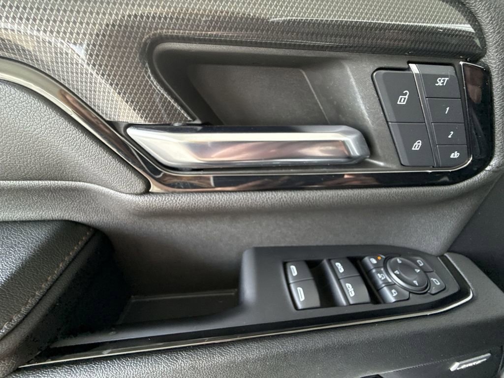 Certified 2024 GMC Sierra 2500 AT4 image 30