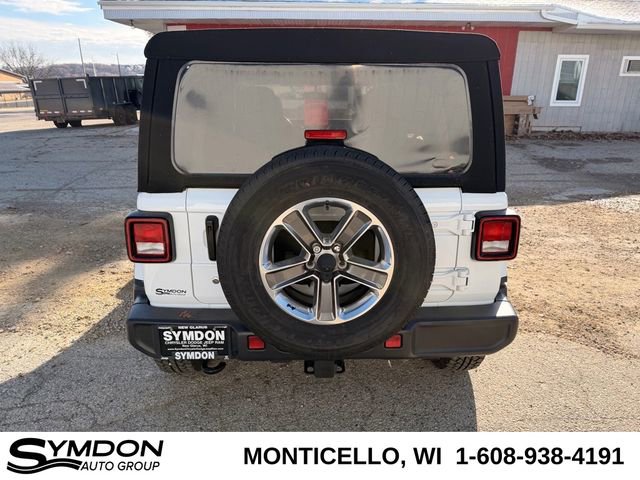 Used 2020 Jeep Wrangler Unlimited Sahara image 4