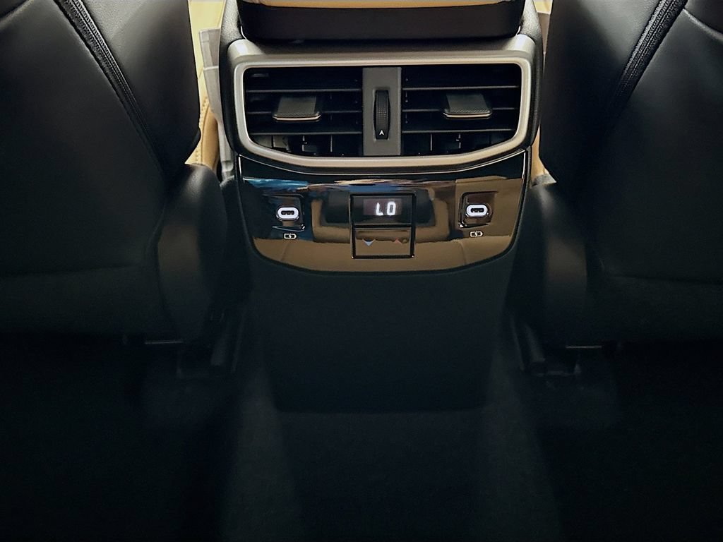 New 2026 Lexus RX 350h AWD/4WD image 18