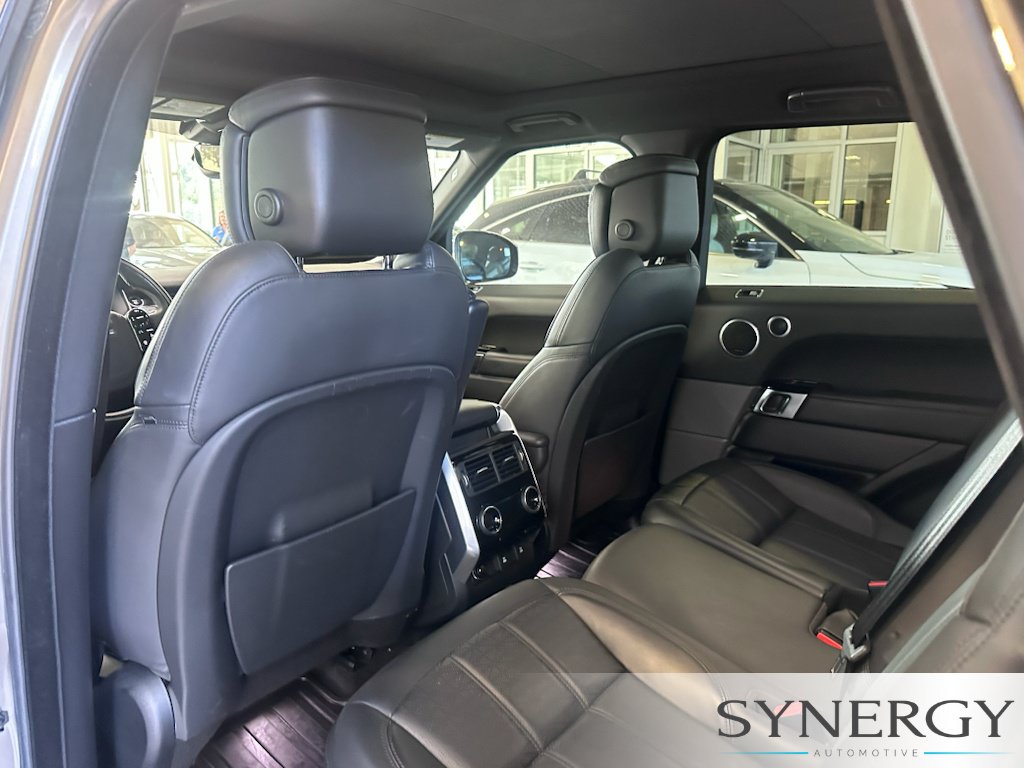 Used 2018 Land Rover Range Rover Sport HSE Dynamic AWD/4WD image 30