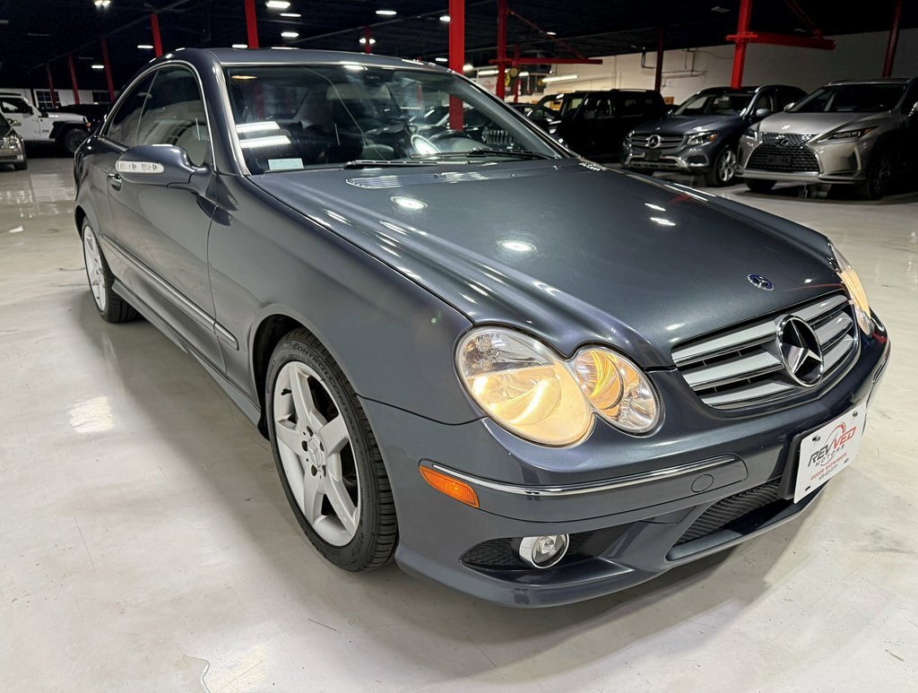 Used 2009 Mercedes-Benz CLK 350 Coupe image 8